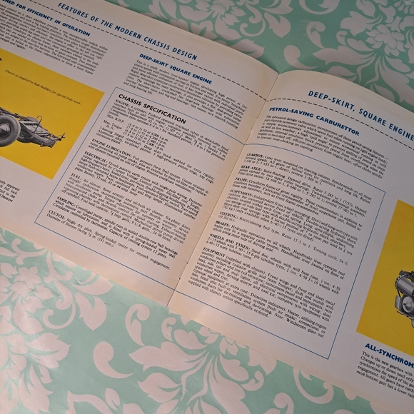 BEDFORD vintage Bedford Van brochure. - Picture 6 of 9